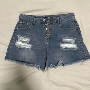 Women’s denim shorts size large